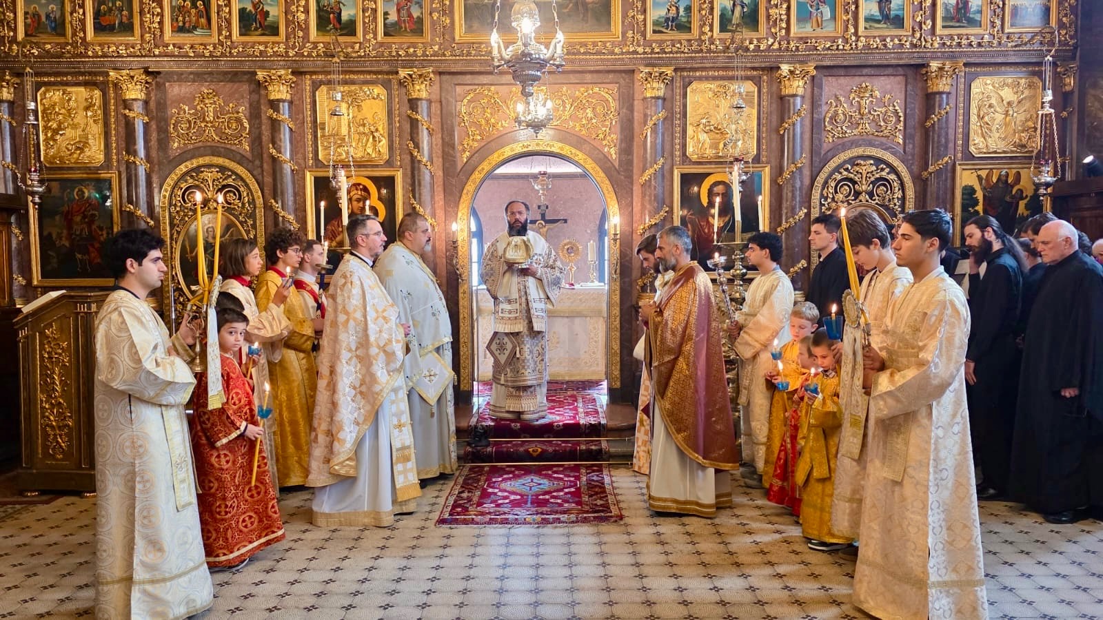 Sonntag nach der Erhöhung des Kostbaren und Lebensspendenden Kreuzes in der Kirche des Heiligen Georg in Wien