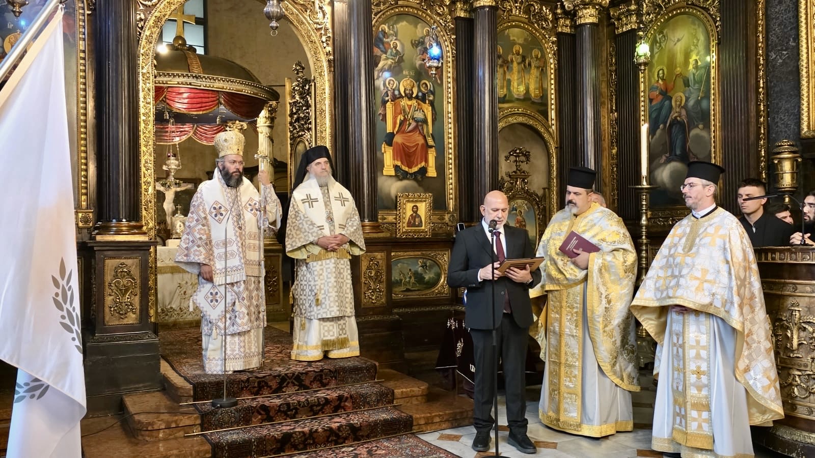 Erzbischöfliche Göttliche Liturgie und Doxologie zum Nationalfeiertag Zyperns in der Kathedrale zur Heiligen Dreifaltigkeit in Wien
