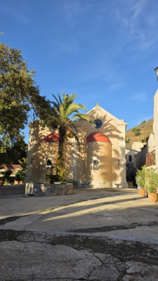 Erzbischöfliche Göttliche Liturgie im Kloster des heiligen Georg Epanosifis und Erzbischöfliches Trisagion zum Gedenken an Metropolit Michael von Austria